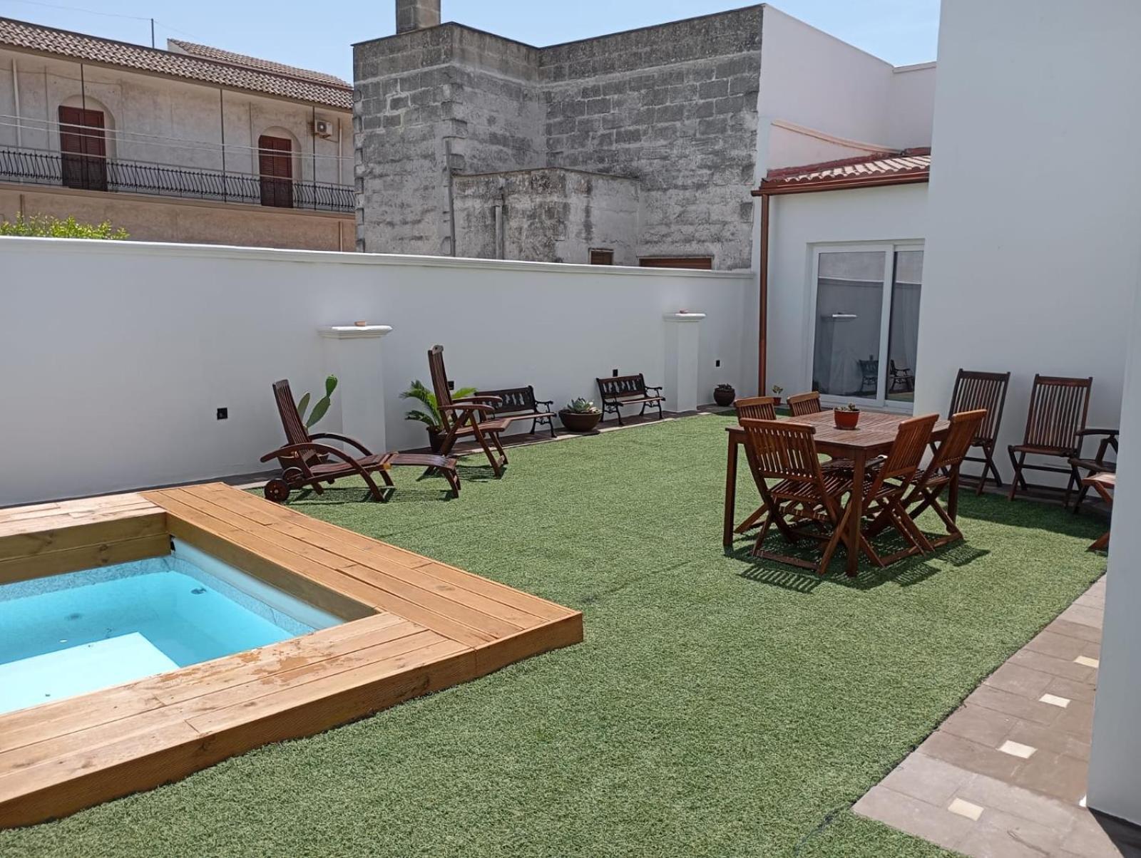 Bed & Relax Villa Lizzano  Luaran gambar